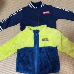 90サイズ　　ジャンパー2着　　トーマスパジャマ冬用1セットの画像