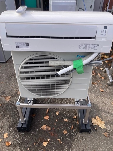 美品　ダイキン　22年製　ルームエアコン　6畳用　ポンプダウン済み