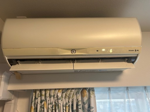 ルームエアコン
