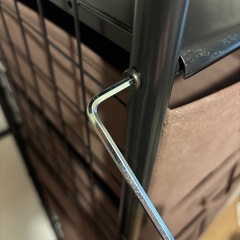 ハンガーラック付き収納棚　キャスター付き(ロックあり)の画像