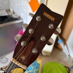 アコースティックギターの画像