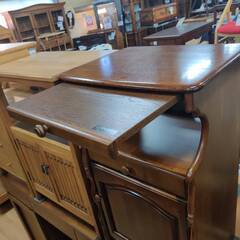 【愛品倶楽部柏店】karimoku カリモク 電話台 FAX台 電源コードなし コロニアルの画像