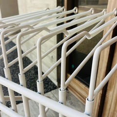 山善　スラックスハンガー　ホワイト　10本掛けの画像