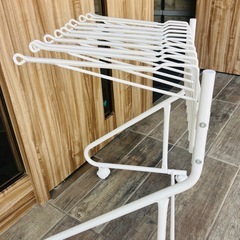 山善　スラックスハンガー　ホワイト　10本掛けの画像