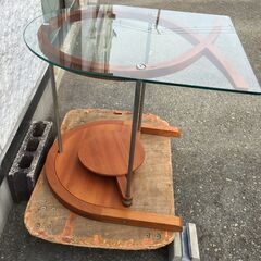 JM20490K)PORADAリボンテーブル ＜幅：約60cm 高さ：約72cm 奥行63cm ＞中古品【取りに来られる方限定の画像