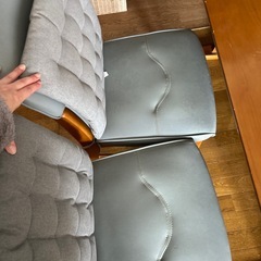 ダイニングテーブルの画像