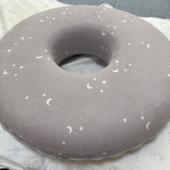 厚めの円座クッション【出産後数日使用のみ】の画像