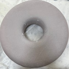 厚めの円座クッション【出産後数日使用のみ】の画像