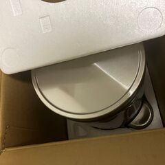 【新品未使用】ペダル式ゴミ箱５L　ステンレスの画像