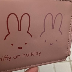 ミッフィーカードコインケースの画像