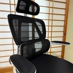 ゲーミングチェアの画像