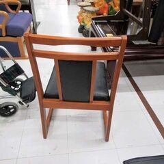 複数在庫 チェア 幅43×奥行50×高さ74cm 座面34cm  低め 木製 ブラウン系 スタッキング可能 椅子 イス いす  苫小牧西店の画像