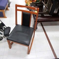 複数在庫 チェア 幅43×奥行50×高さ74cm 座面34cm  低め 木製 ブラウン系 スタッキング可能 椅子 イス いす  苫小牧西店の画像