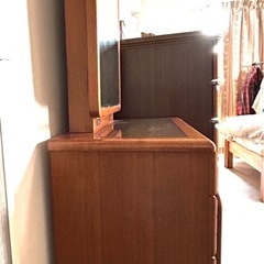 ドレッサー
の画像