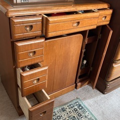 ドレッサー
の画像