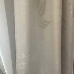 ニトリ　遮光1級・遮熱・遮音カーテン(パルモ アイボリー 100X200X2)の画像