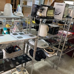 ☆お店にて　調理器具・炊飯器・餅つき機・ガスコンロ　他　フリーマーケット開催中  の画像