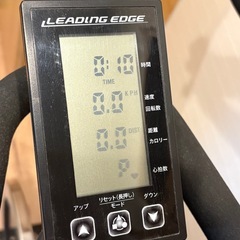 LEADING EDGE フィットネスバイク ブラック　スピンバイク
の画像