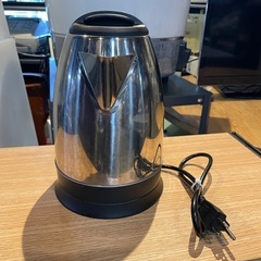 【引き取り限定】中古品　電気ケトル　ステンレス製の画像
