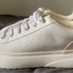 Zara スニーカー　サイズ24cmの画像