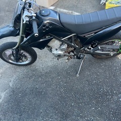 バイク　dトラッカー125の画像