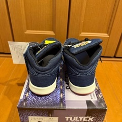 新品未使用　安全靴　セーフティーシューズ　25.5cmの画像