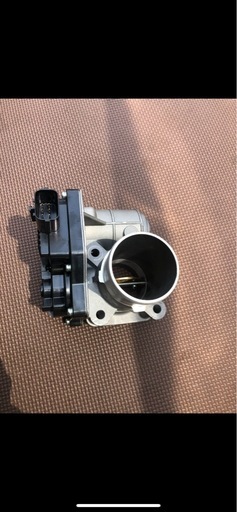 タイタンダッシュ　スロットルボデー