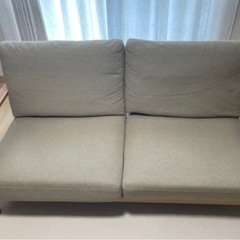 北欧風ソファ2.5人掛けの画像