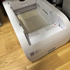 猫用自動トイレの画像