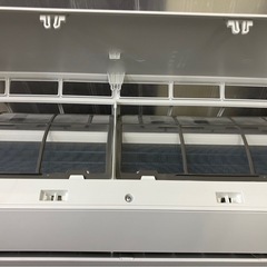 【中古】2.2kwルームエアコン　ヤマダ　2022年製【E1202IL】の画像