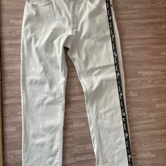 ホワイトデニム　EDWINの画像