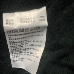 adidas ウィンドブレーカーの画像