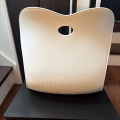 MIETA 骨盤サポートチェアの画像