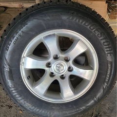 265/65r17　4本セット　ランクル　プラド　スタッドレス　純正ホイール　17インチ　139.7　　の画像