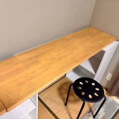 板2枚と2段ボックス3つの画像