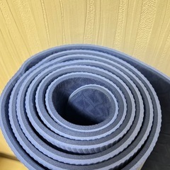 未使用　ヨガマット　ブルーの画像