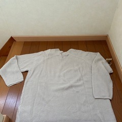 新品アズールバイマウジーセーターの画像