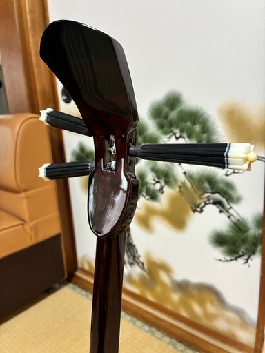 沖縄三線！新品！！黒木！上質黒檀！真壁型 ！本蛇皮本張り【一枚張り