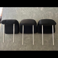 純正   デリカD5 ヘッドレスト 後部座席の画像