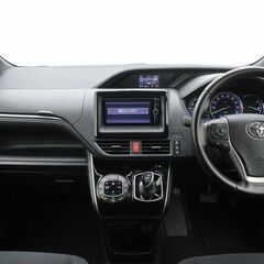 ✨大人気ミニバンが頭金0円で乗れる✨トヨタ エスクァイア　ハイブリッド 　Ｘｉの画像