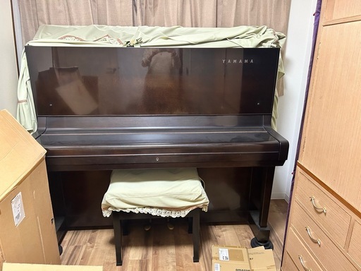 アップライトピアノ　YAMAHA