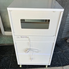 レンジ台　棚　2コンセント付き　キャスター付き　ホワイト　　　　　の画像