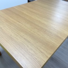 IKEA ダイニングテーブル　ビュースタ　伸長式テーブル  の画像