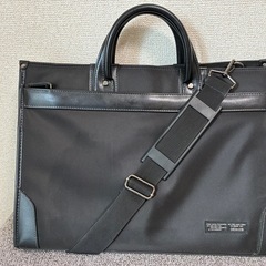 ビジネスバッグの画像