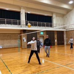 バレーしたい人！！🏐