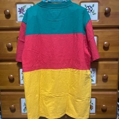 GUESS  Tシャツの画像