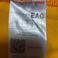 GUESS  Tシャツの画像