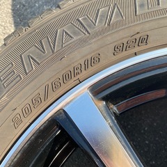 ミニバン　スタッドレスタイヤの画像