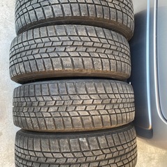 ミニバン　スタッドレスタイヤの画像