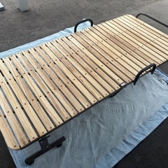折りたたみベッド(シングルサイズ)の画像